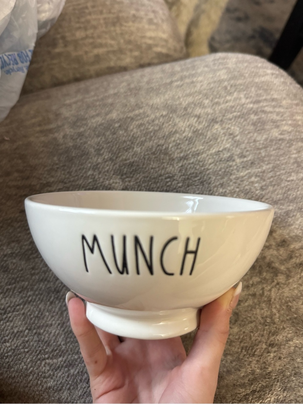MUNCH White Ceramic Serving Bowl - Home Dining
